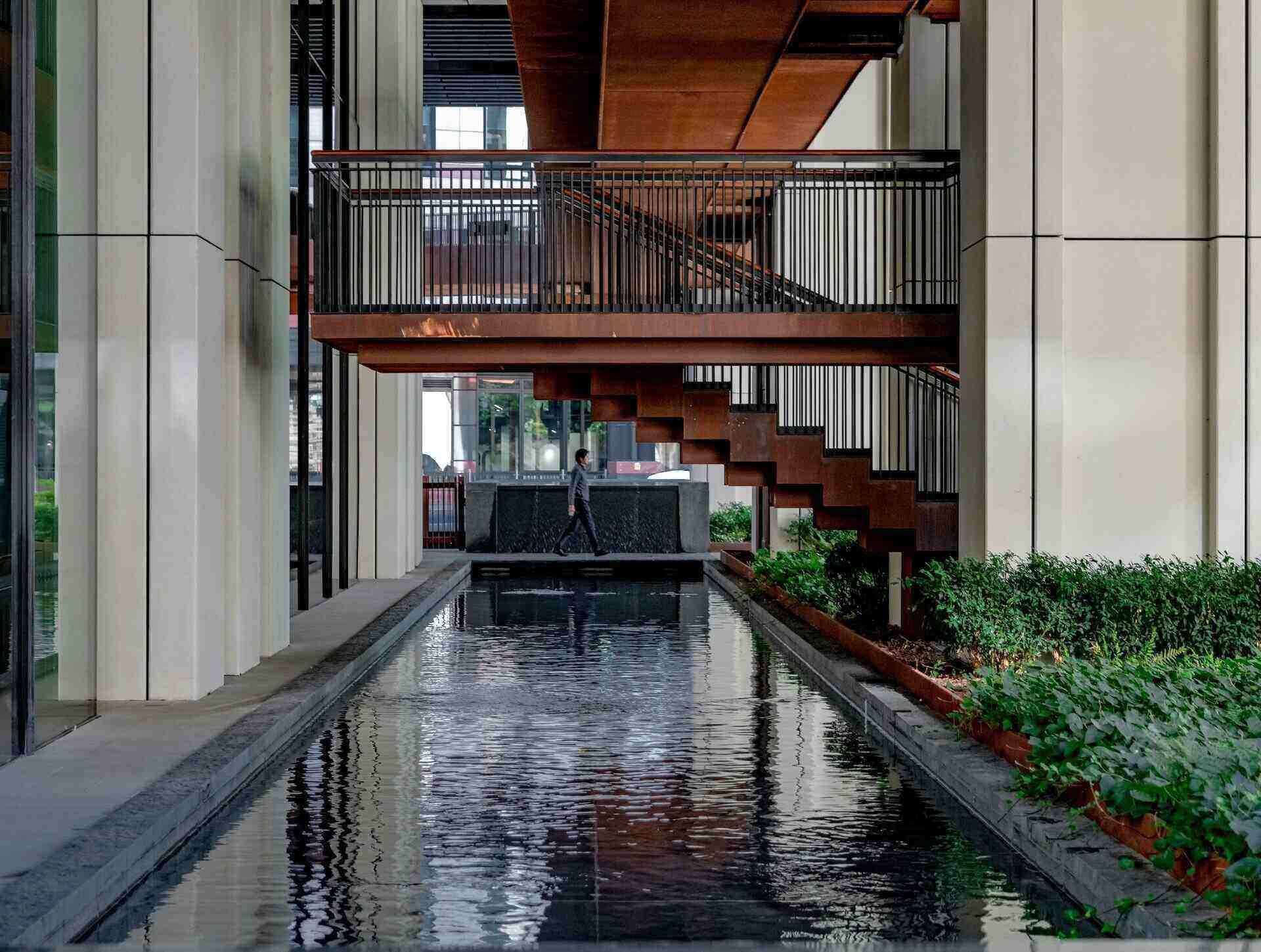 Office removals Barbican EC2Y